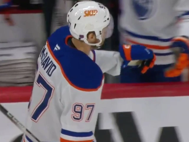 Oilers’ McDavid buries snap shot on power play for first goal of the season