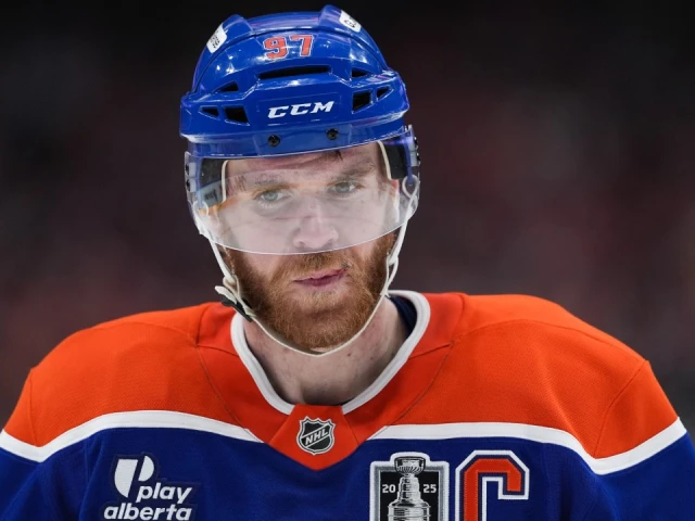 Oilers’ McDavid watching Blue Jays’ ‘special’ World Series run from afar