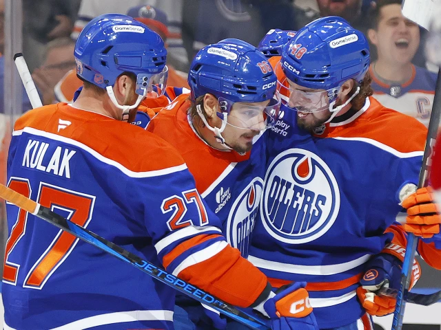 Oilers’ David Tomášek scores first NHL goal against Canadiens