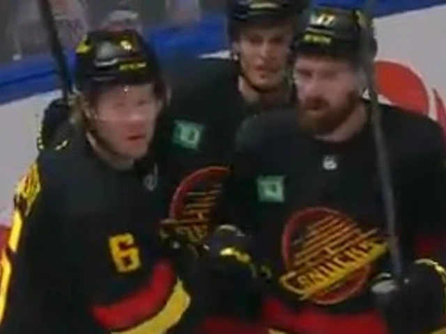 Canucks’ Boeser pots backhand goal off sweet spin pass from Kane