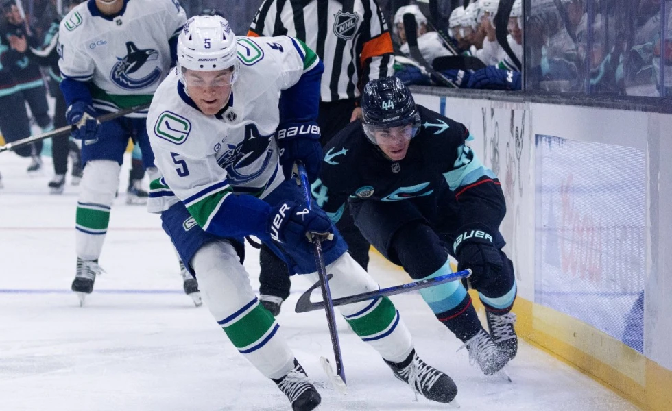 Canucks call up Tom Willander for NHL debut against Rangers