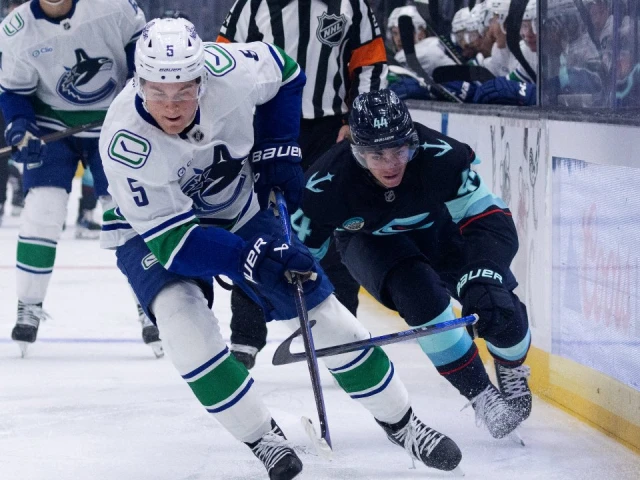 Canucks call up Tom Willander for NHL debut against Rangers