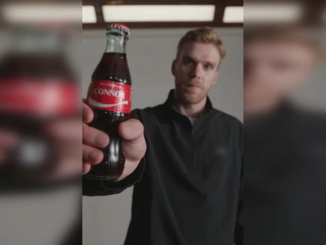 Connor McDavid scores new endorsement deal with Coca-Cola