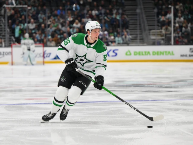 NHL Notebook: Stars and Mammoth sign core players to eight-year extensions