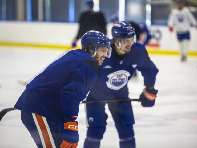 Forward at Risk: Oilers Make Key Power Play Change vs. Blackhawks