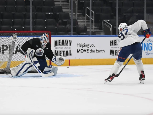 How skills coach Ned Lukacevic helped Oilers’ Vasily Podkolzin work on his game this summer