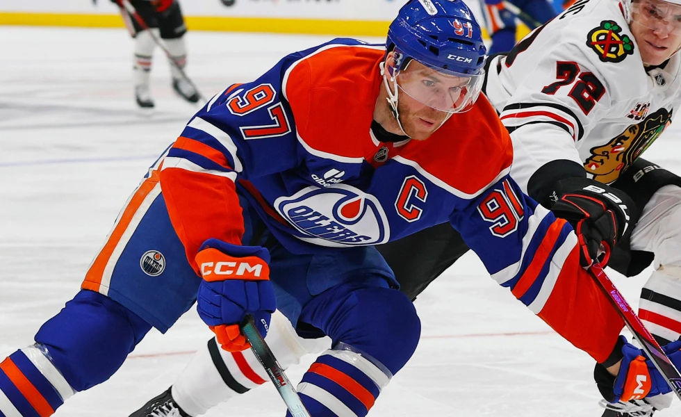 Oilers’ Connor McDavid becomes fourth-fastest player to score 1,100 NHL points