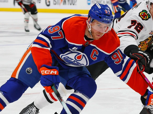 Oilers’ Connor McDavid becomes fourth-fastest player to score 1,100 NHL points