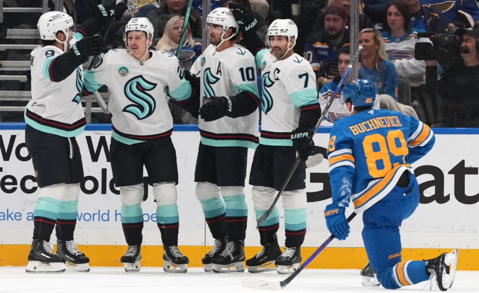 NHL Roundup: Kraken score with two seconds remaining to setup OT win over Blues