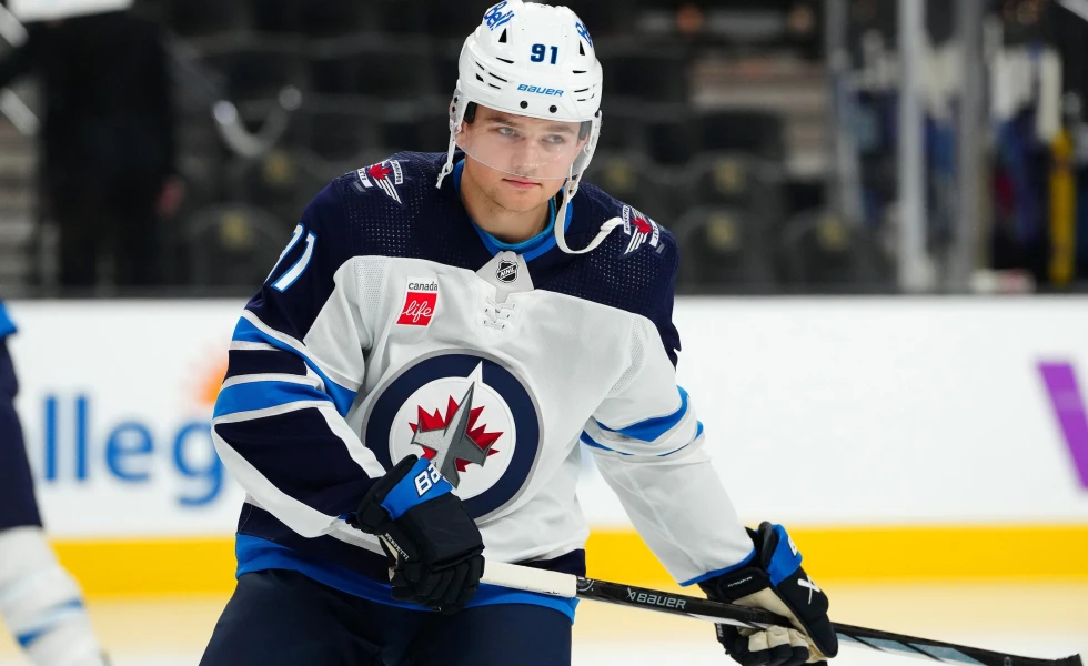 Jets’ Cole Perfetti to make regular-season debut against Ducks