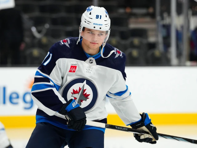 Jets’ Cole Perfetti to make regular-season debut against Ducks