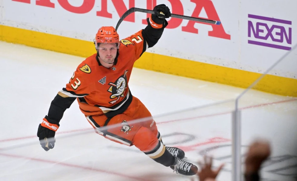 NHL notebook: High-flying Ducks impressing with surprise start to season