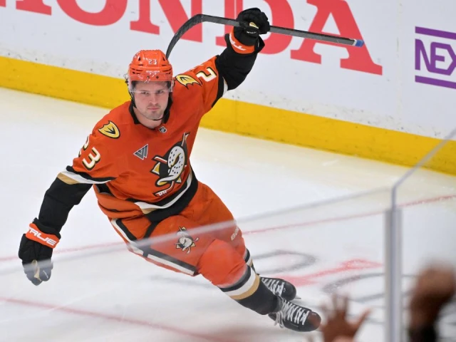 NHL notebook: High-flying Ducks impressing with surprise start to season