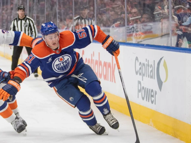 Why Maple Leafs claimed Troy Stecher from Oilers