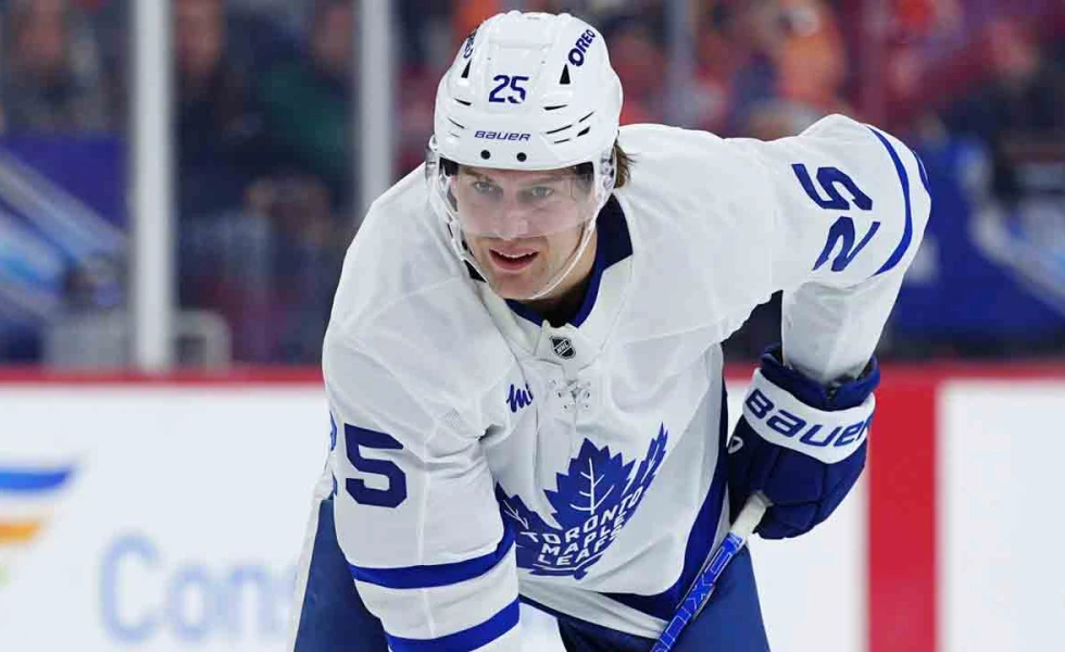 Maple Leafs place Brandon Carlo on injured reserve, recall Jacob Quillan