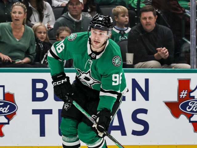 Rantanen ejected for boarding Romanov in chaotic end to Isles win