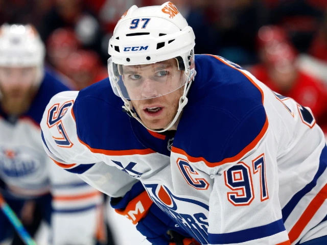 When should the Oilers hit the panic button after another slow start?