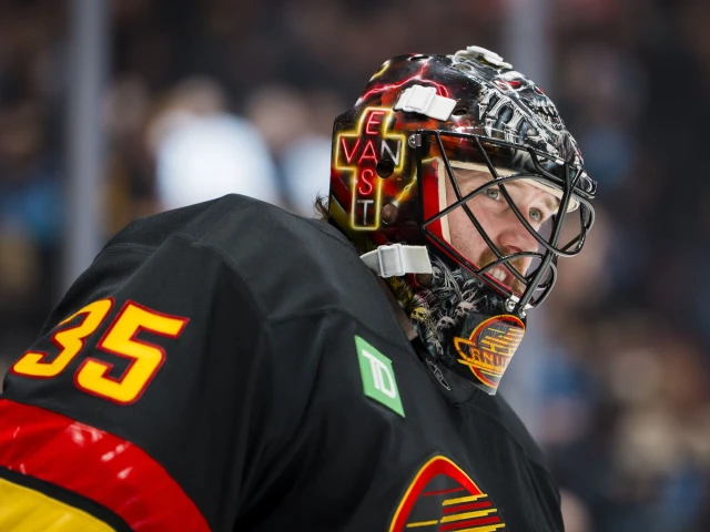 5 players Edmonton Oilers could try to trade for during potential Canucks fire sale