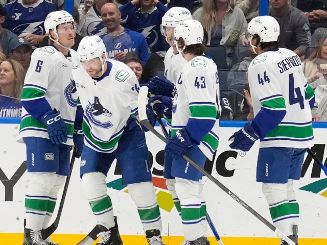 32 Thoughts: Canucks ready to re-shape their future