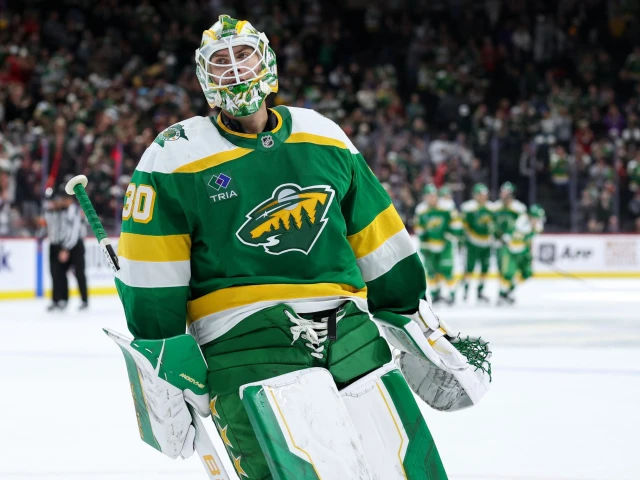 Wallstedt shuts down question about Edmonton Oilers not drafting him