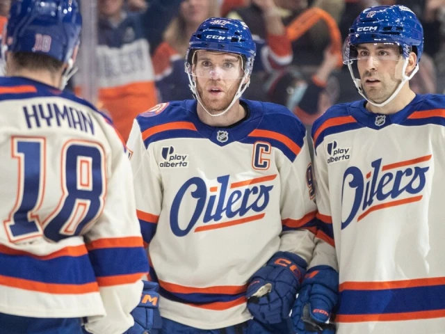 Oilers’ McDavid tallies hat trick in dominant showing vs. Kraken