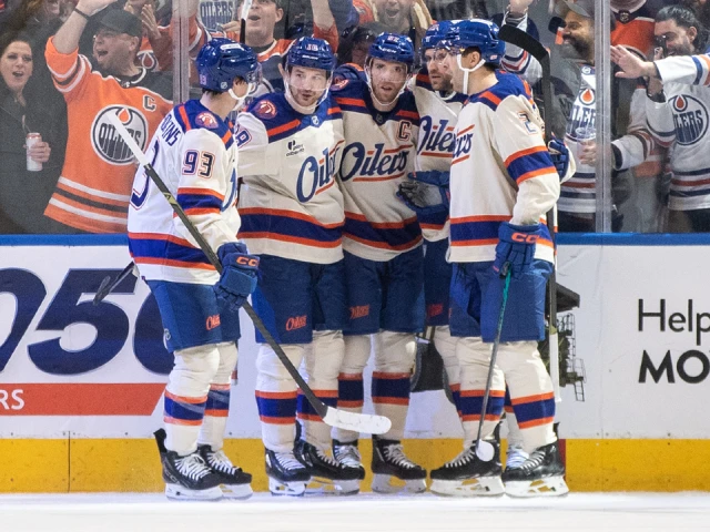 ‘We’re all on the same page’: As McDavid shows his best, so do the Oilers