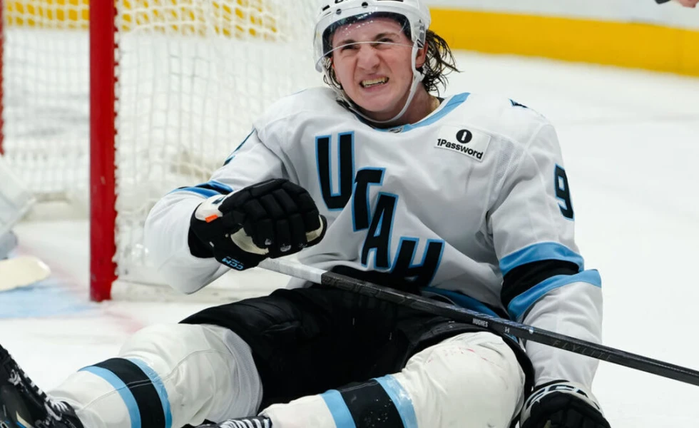 Mammoth's Cooley out indefinitely with lower-body injury