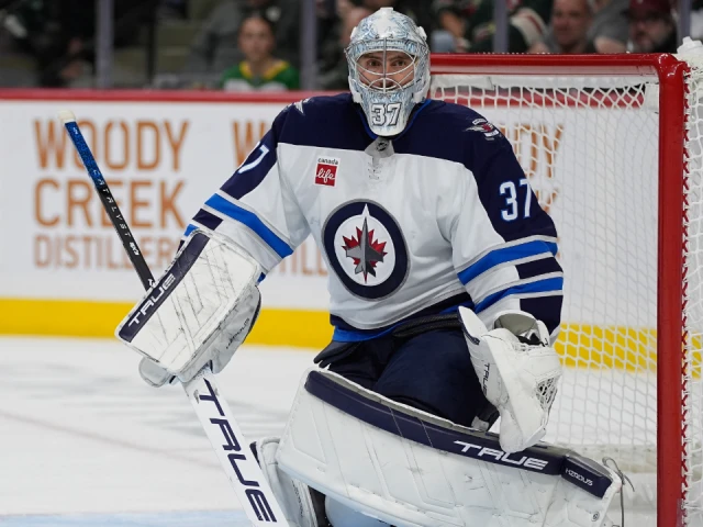 Jets’ Connor Hellebuyck on ice for first time since knee surgery