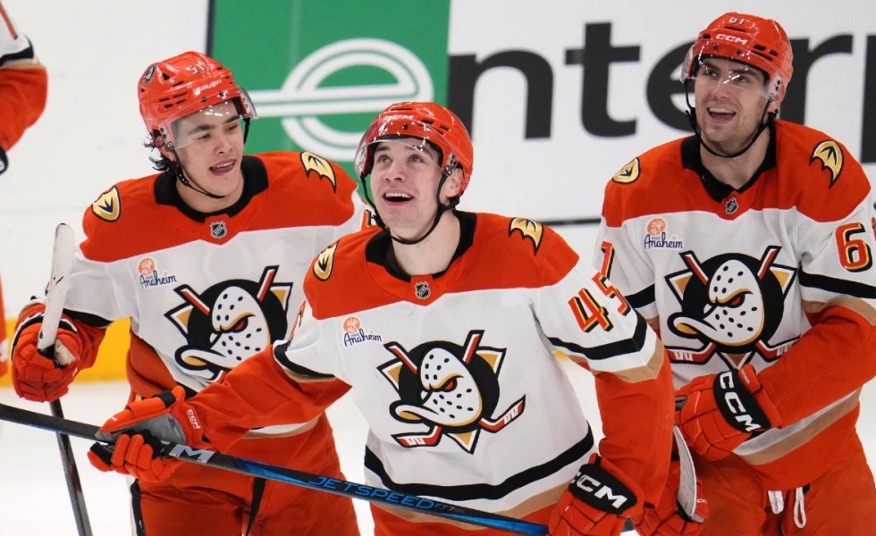 Teams set NHL record with four tying goals in final seconds