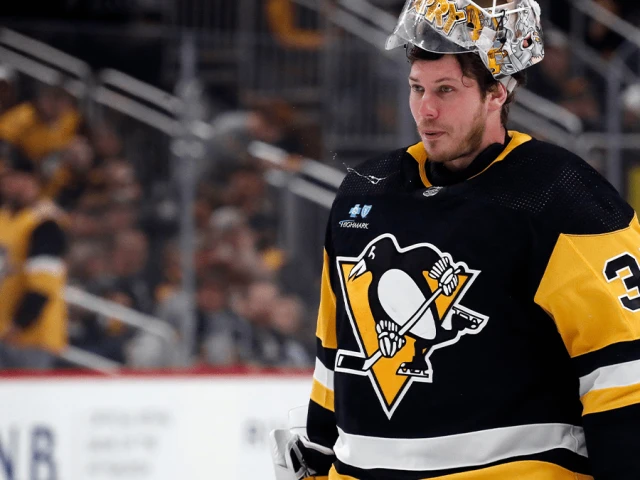 How do players on Stanley Cup contenders handle big trades?