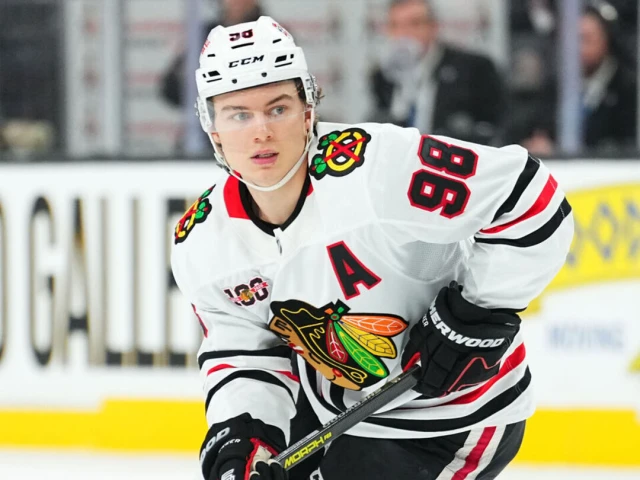 Bedard injured in final second vs. Blues on 'freak accident'