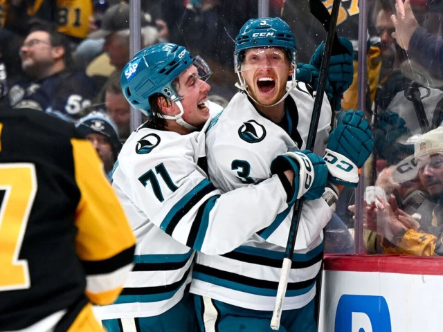Sharks shock Pens in OT after miraculous 4-goal comeback