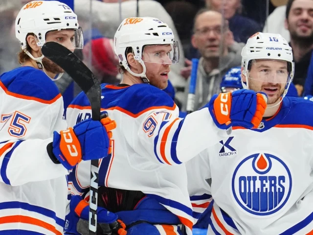‘Two best players in the world’ lift Oilers to convincing win over Maple Leafs