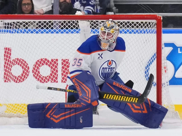 A company's trade hunch allowed Tristan Jarry to wear Oilers gear the next day