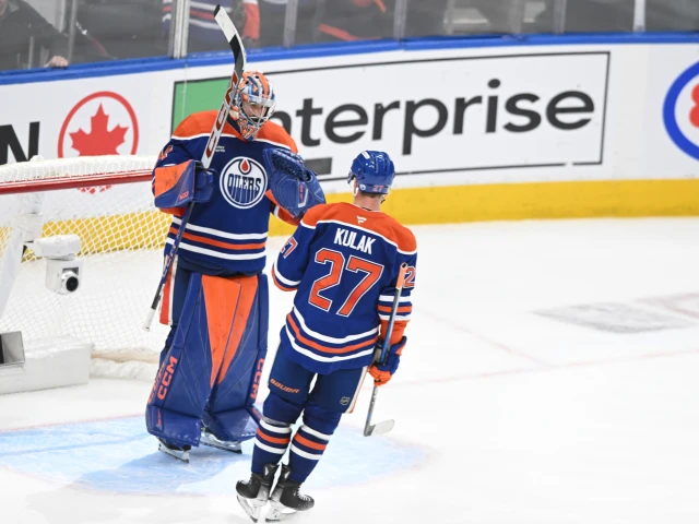 Penguins’ Stuart Skinner, Brett Kulak activated to roster, eligible to debut against Oilers