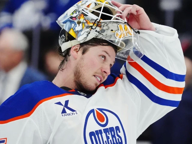 Oilers’ Jarry exits vs. Bruins, Pickard comes in