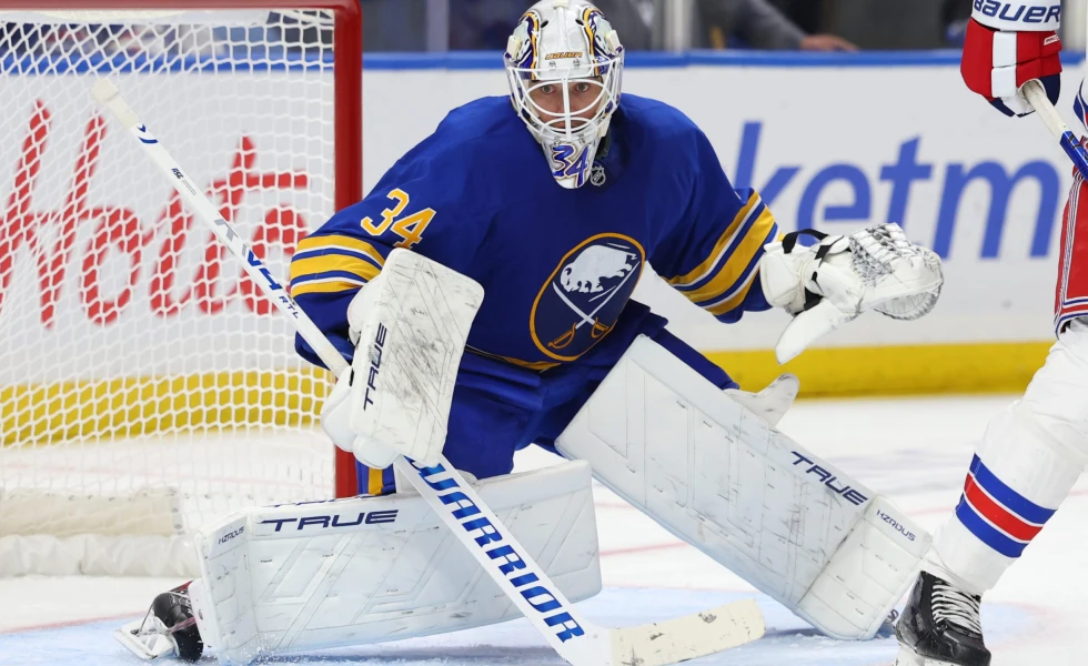 Why Sabres’ Alex Lyon could be a good fit for the Oilers