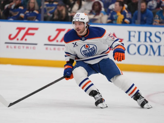 Oilers recall forwards Ike Howard, Quinn Hutson from AHL