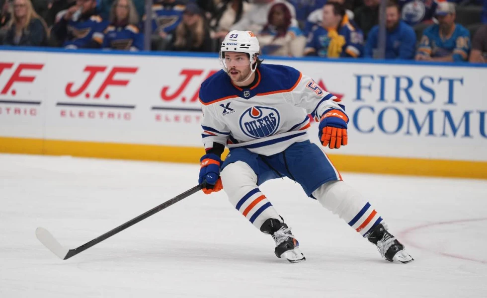 How do AHL call-ups Howard, Hutson fit in Oilers lineup