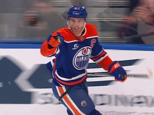 Oilers’ McDavid extends point streak to 15 games with breakaway goal