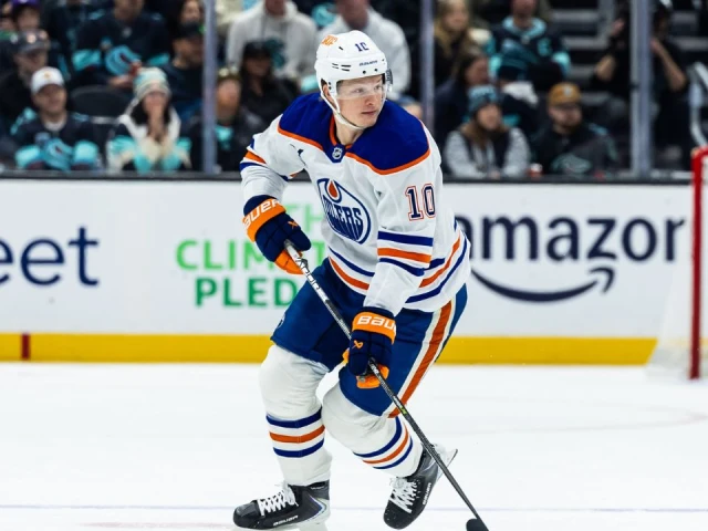 Oilers to healthy scratch Trent Frederic and Andrew Mangiapane vs. Predators