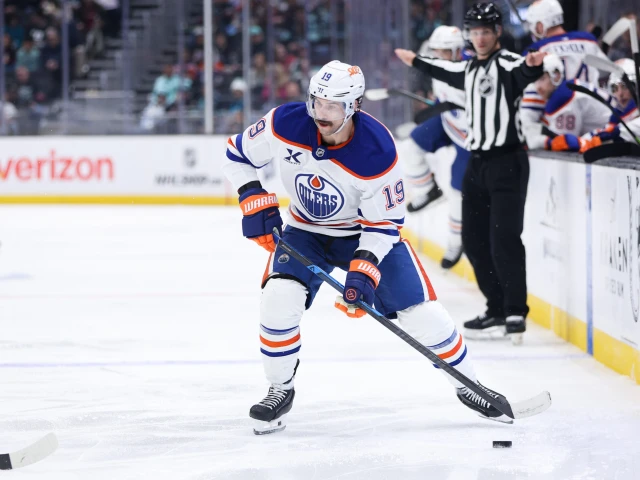 Oilers injury news: Adam Henrique out ‘a little while’ after leaving game against Predators