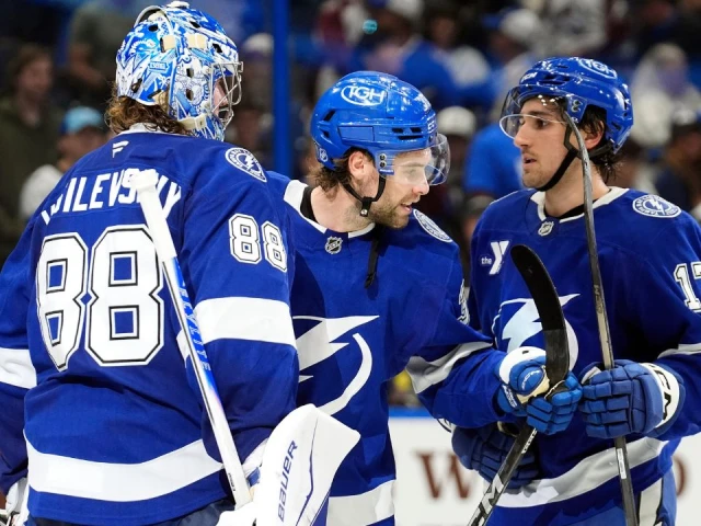 NHL Roundup: Lightning beat Avalanche for eighth consecutive win