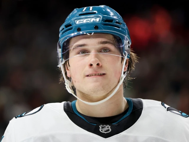 Sharks’ Celebrini chasing down Gretzky record