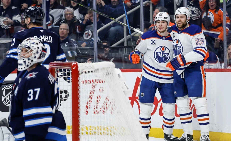 Jets drop 11th straight as Oilers rally for comeback win