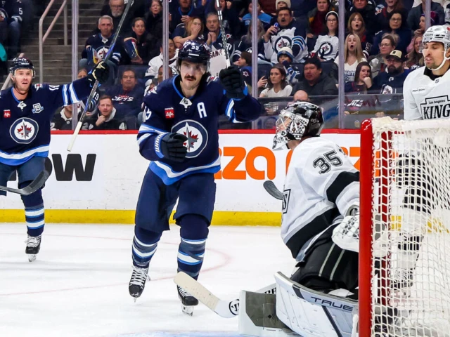 Jets hammer Kings to snap 11-game losing skid