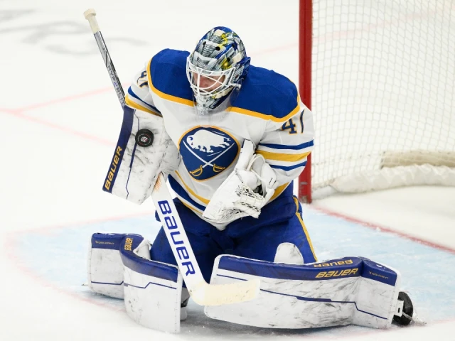 Senators sign goalie James Reimer to one-year contract