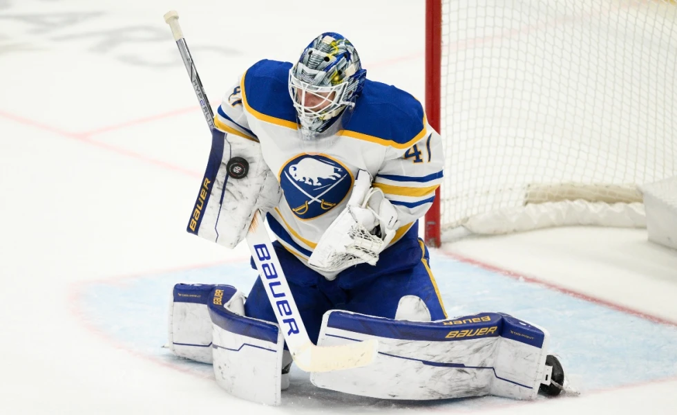 Goalie James Reimer to make Senators debut against Red Wings