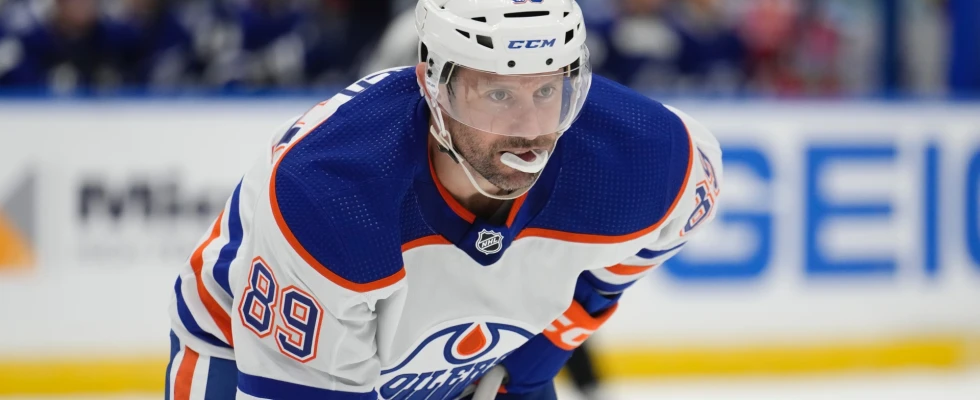 Oilers’ Holloway out vs. Stars with illness, Gagner draws in