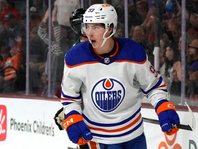 Oilers’ Nugent-Hopkins expected to play vs. Wild, Pickard starts in net